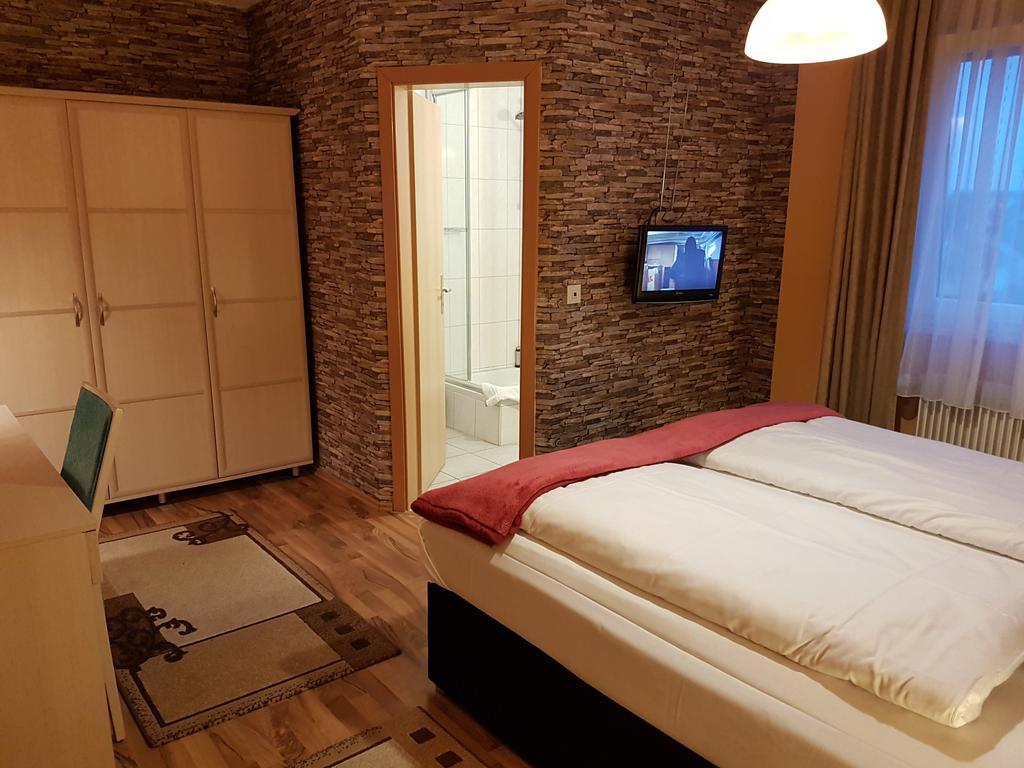 Legend Hotel Biebesheim am Rhein Exterior foto